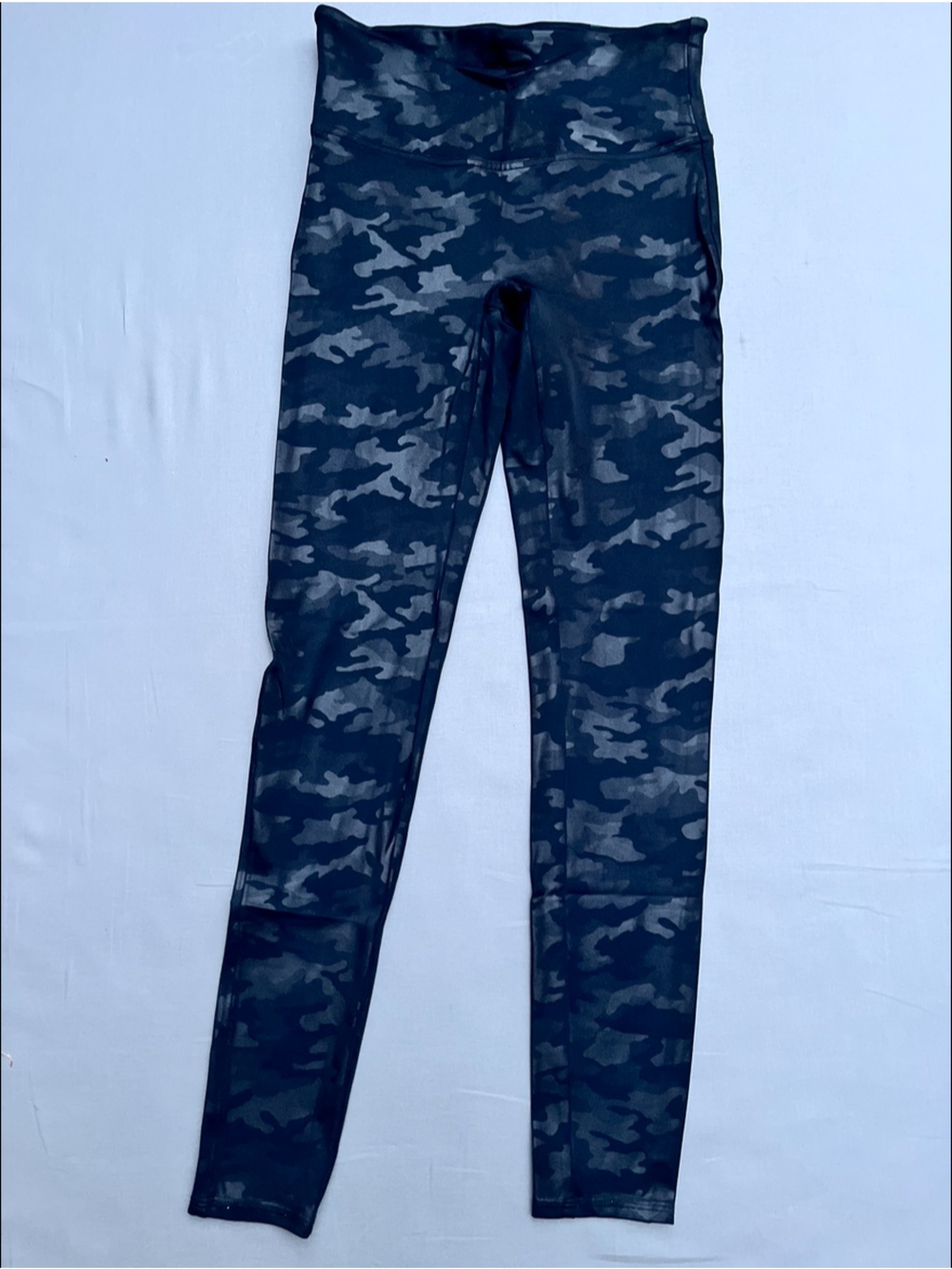 Spanx Women's Look At Me Now Seamless Camo Leggings Size Medium